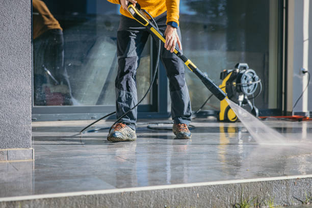 Best Deck Pressure Washing  in East Canton, OH